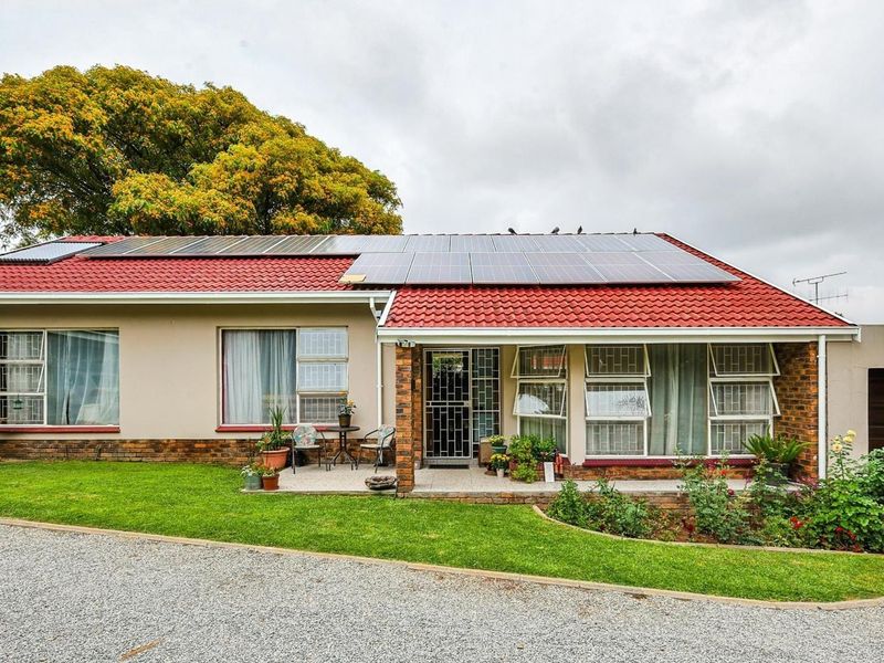 Family Home with Flatlet, Solar Power, and Pool in Sought-After Rooihuiskraal - Photo 4