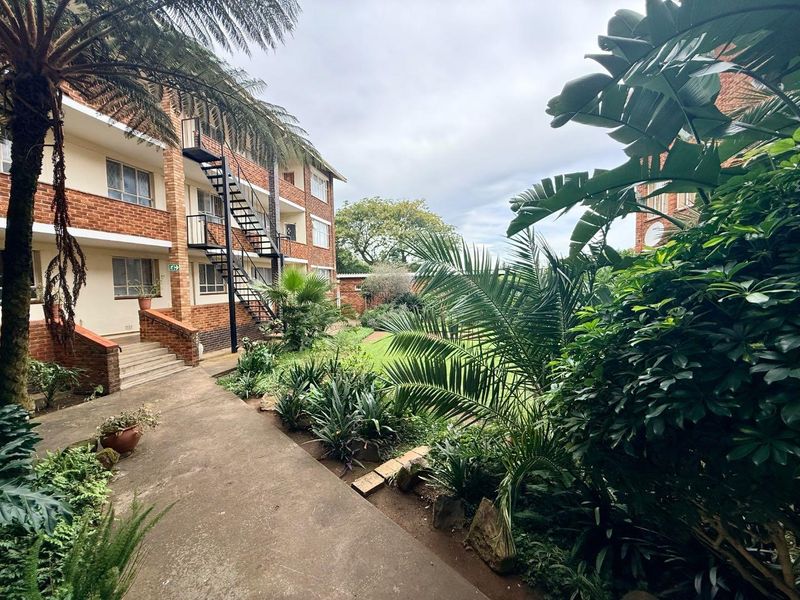 2 bedroom Flat for sale in Central Vryheid - Photo 2