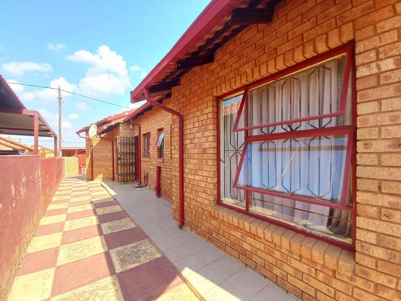 Three bedrooms house for sale in Block WW - Photo 3