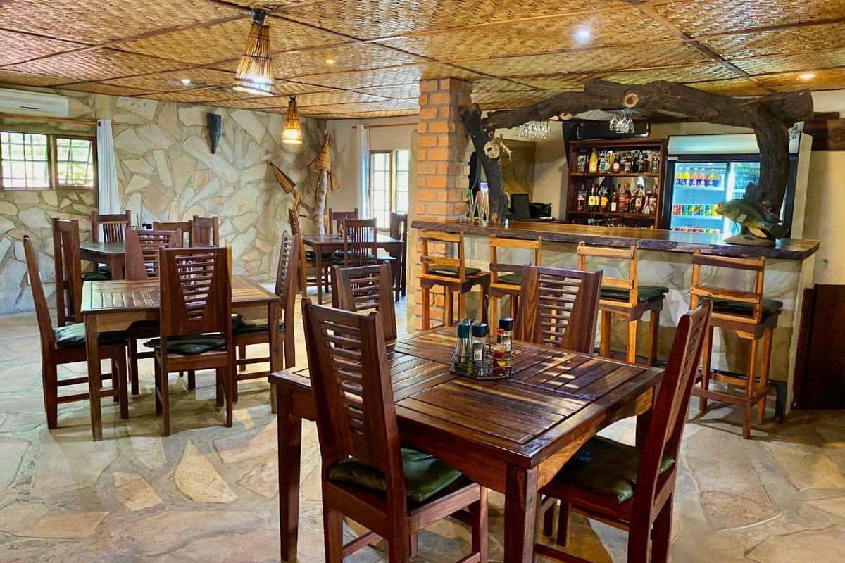 A rare investment opportunity on the banks of the beautiful Kavango River! - Photo 2
