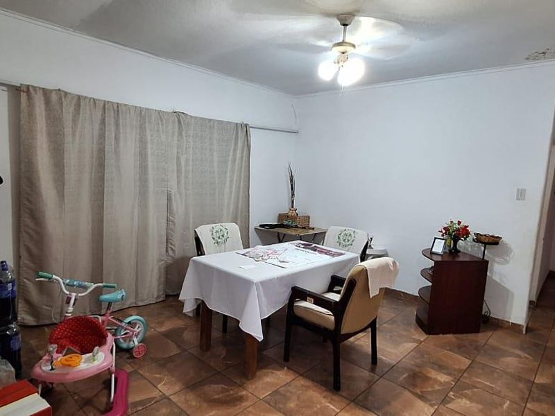 "Khomasdal: 3-Bed Family Home + 2-Bed Flat!" - Photo 8