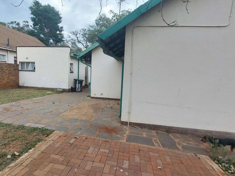 HOUSE FOR SALE, CLAREMONT - Photo 8