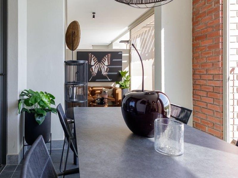 Sophisticated 3-Bedroom Apartment in City Center, Steyn City - Photo 8