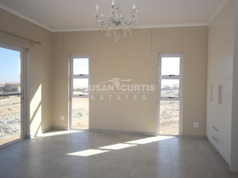 Newly built spaciouse family house on Rossmund - Photo 9