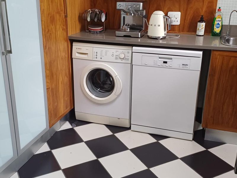 2 BED FURNISHED APARTMENT - KILLARNEY - Photo 2