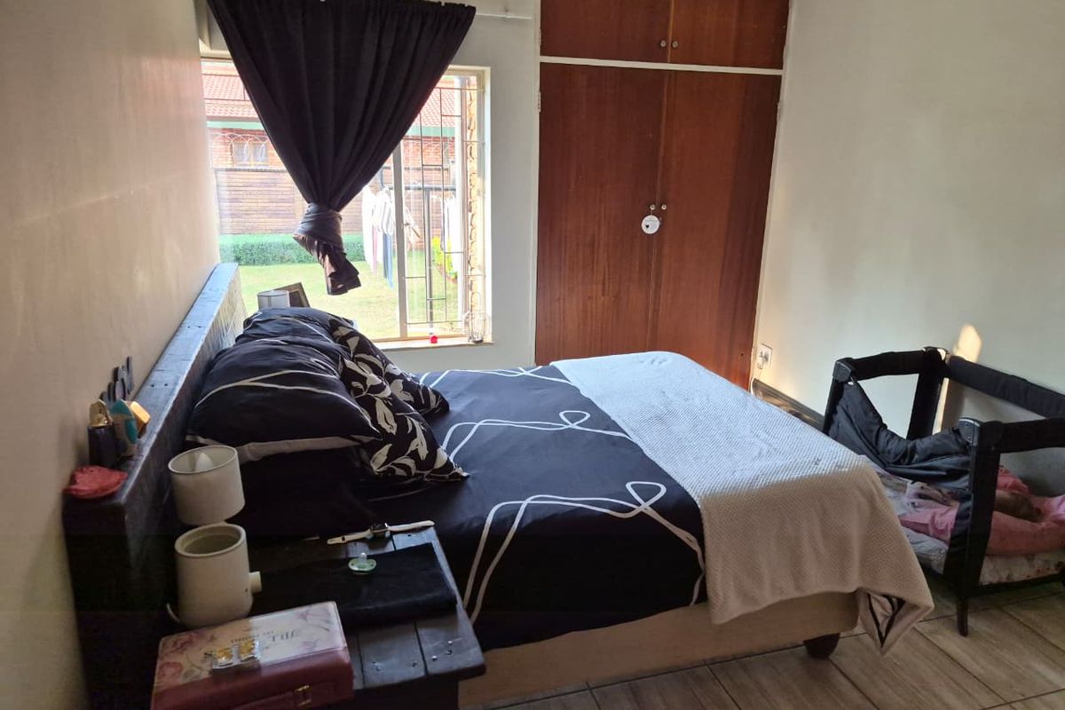 3-Bedroom Haven with a Private Garden Available 1 July 2026 - Photo 4