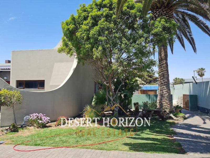 Erongo ,Swakopmund | Renovated Home with a garden oasis and flat - Photo 9