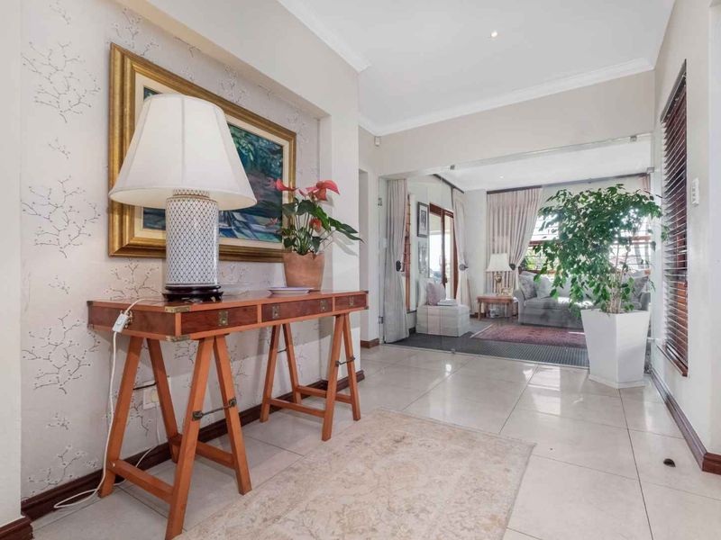 STRIKING AND SOPHISTICATED FAMILY HOME IN A SOUGHT AFTER QUIET AND SERENE LOCATION - Photo 5