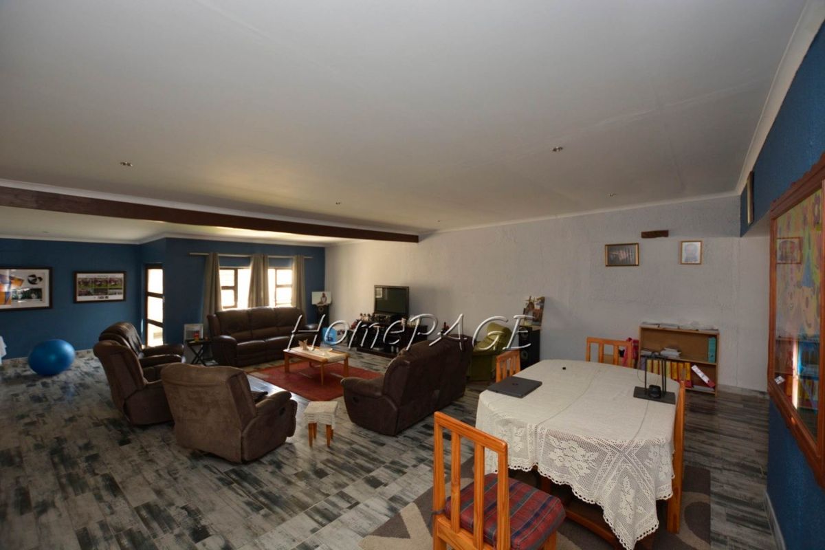 Hermes, Walvis Bay:  Property Zoned General Residential is for sale - Photo 5