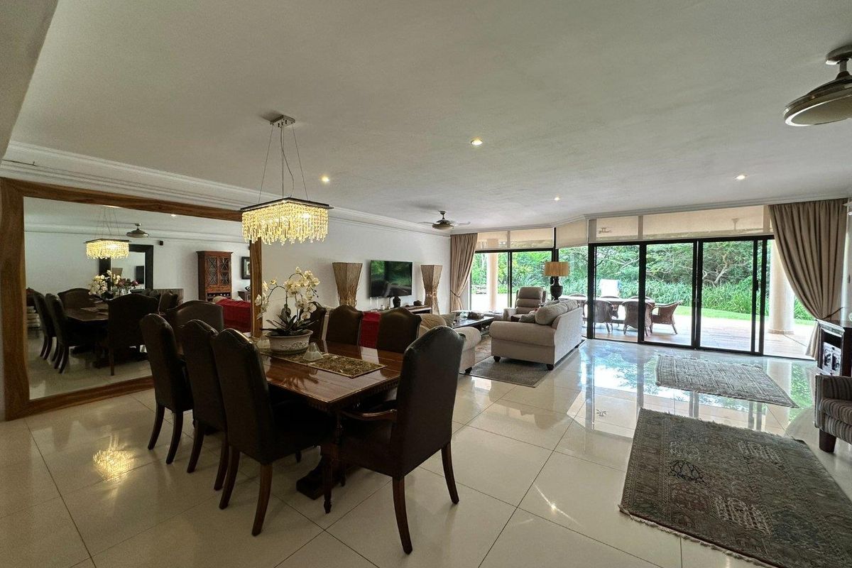 3 bedroom 3,5 bathroom apartment in Zimbali - Photo 2