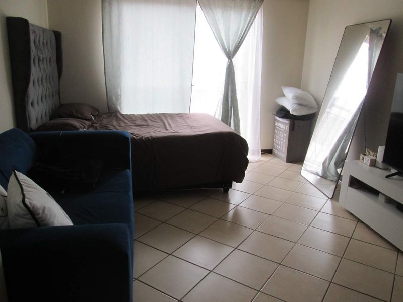 A VERY BEAUTIFUL NEAT AND CLEAN BACHELOR APARTMENT FOR SALE IN WONDERPARK ESTATE  BARGAIN - Photo 6