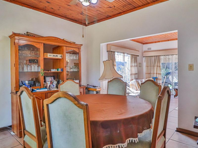 Spacious Family Home in Hayfields - Photo 10