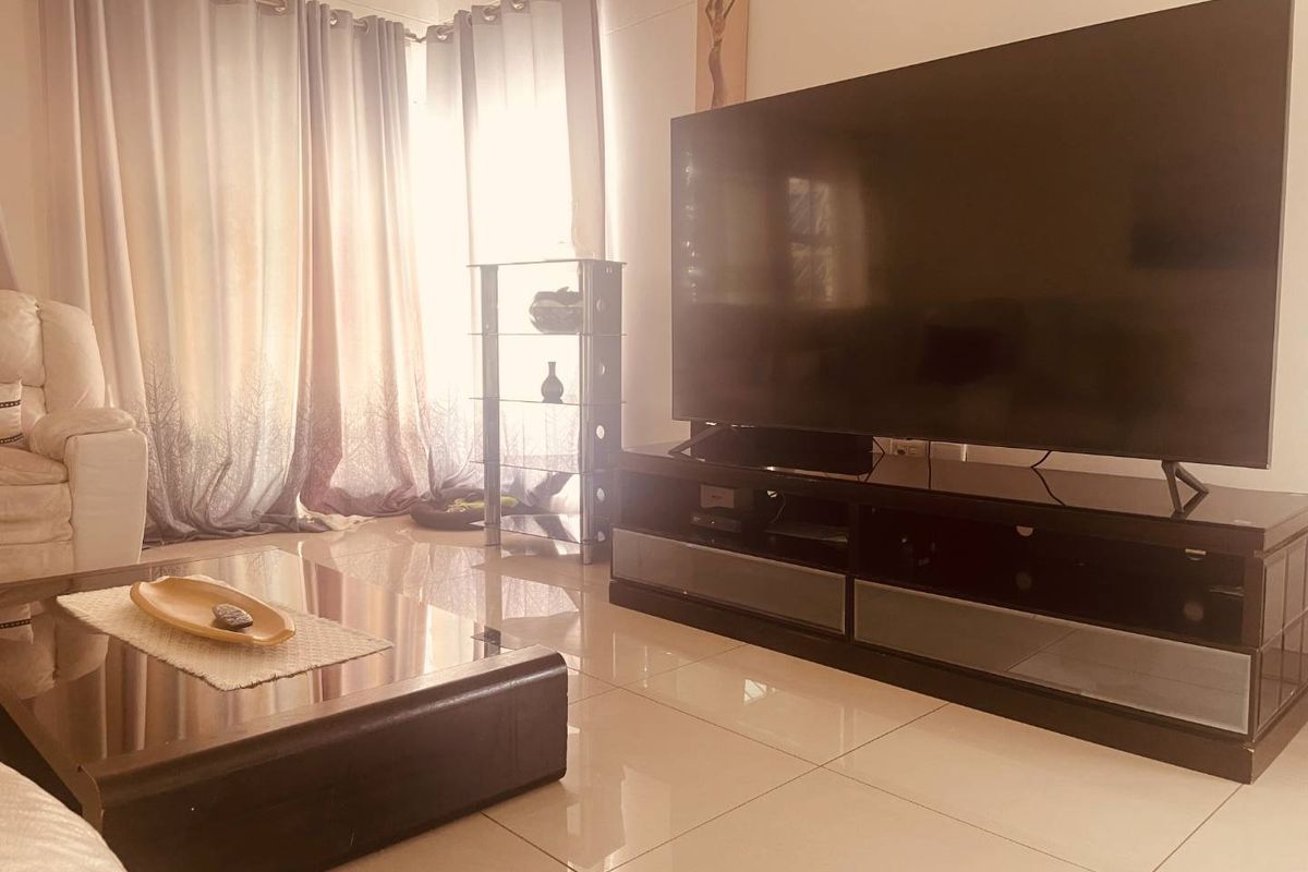 HOUSE FOR SALE IN KHOMASDAL EXIT 16 - Photo 2