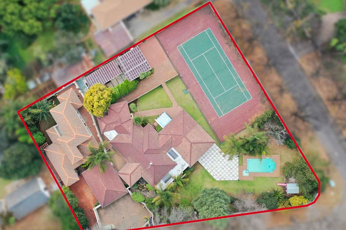Magnificent Multi-Residence Estate on 3 339sqm – Luxury, Lifestyle & Endless Possibilities in Rynfield Estates - Photo 5