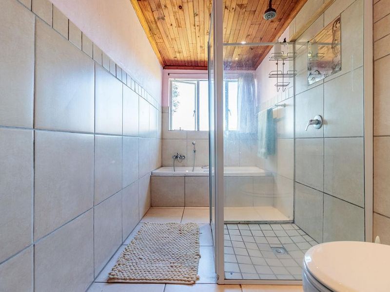 "Off-Grid Oasis with 6 Dwellings in the Heart of the Langkloof!" - Photo 10