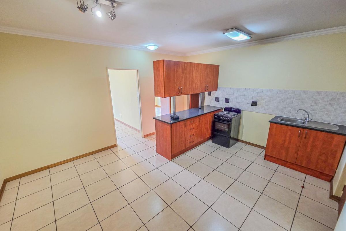2 Bedroom Apartment available Hillcrest - Photo 2