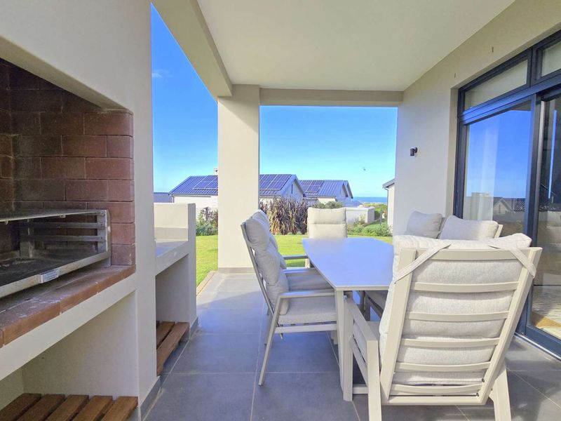 Cozy family home offering stunning sea views from the upstairs bedrooms, - Photo 4