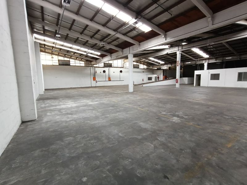 1639m2 | Prime Logistics Facility for Rent - Photo 7