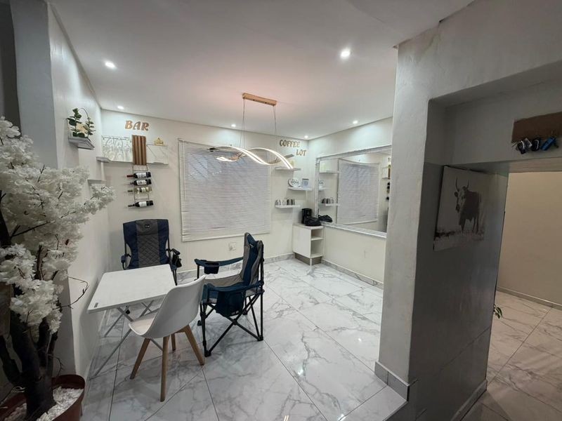 🏡 SPACIOUS 3-BEDROOM FAMILY HOME FOR SALE - KHOMASDAL, NEW EXTENSION - Photo 2