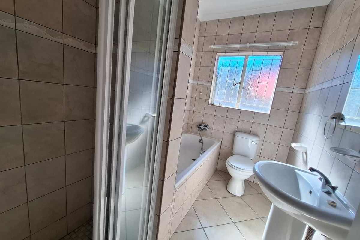 🏡 Last Chance to Secure an Affordable Property! - Photo 3