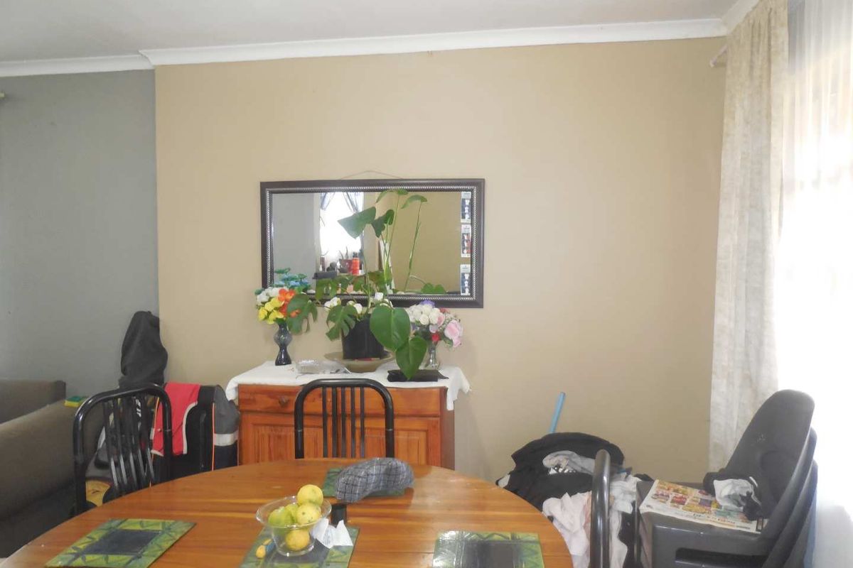 2 bedroom House with Flatlet - Photo 3