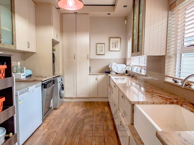 Luxurious Furnished Home For Sale in Waterfront, Swakopmund - Photo 9