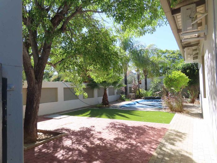 Property #2495385, House Rental Monthly in Klein Windhoek