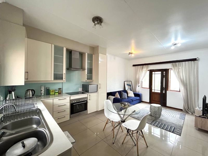 Lovely 1 bedroom, 1 bathroom 1st floor apartment avaiable in Paulshof - Photo 4