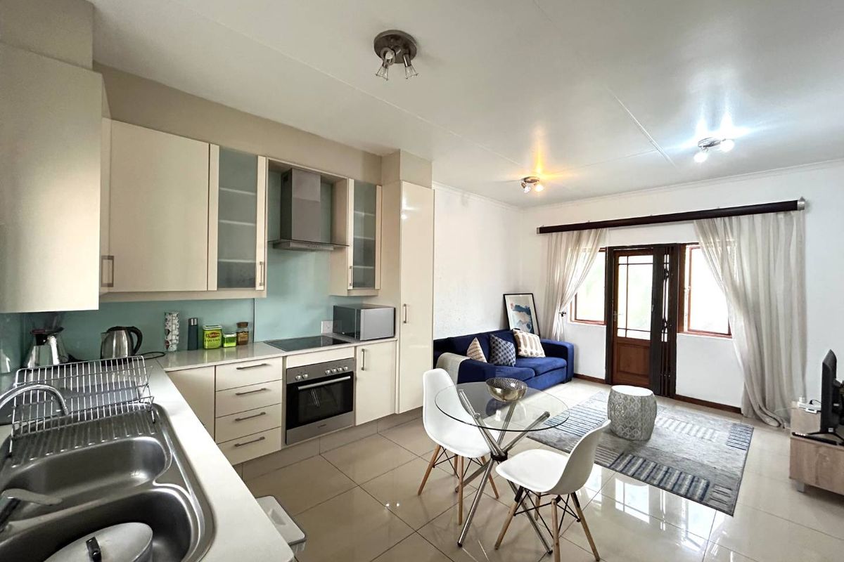 Lovely 1 bedroom, 1 bathroom 1st floor apartment avaiable in Paulshof - Photo 4
