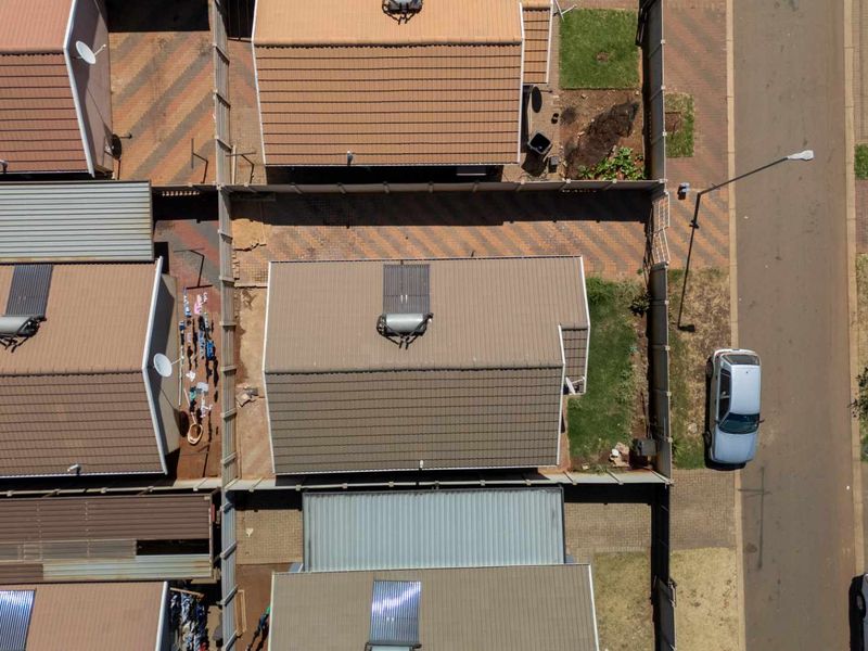 Renovated 3-Bedroom Home with Solar Geyser and Enhanced Security in Watervalspruit - Photo 2