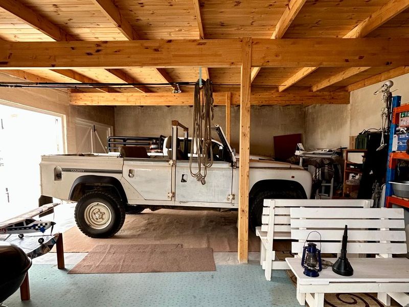 Wlotzka Beach house with Land Rover for sale! - Photo 4