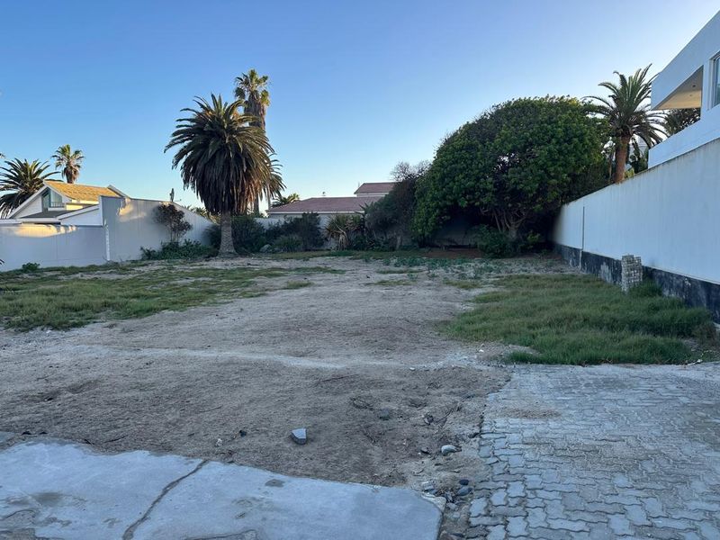 PRIME ERF IN PRESTIGIOUS RESIDENTIAL AREA  OF SWAKOPMUND - Photo 2
