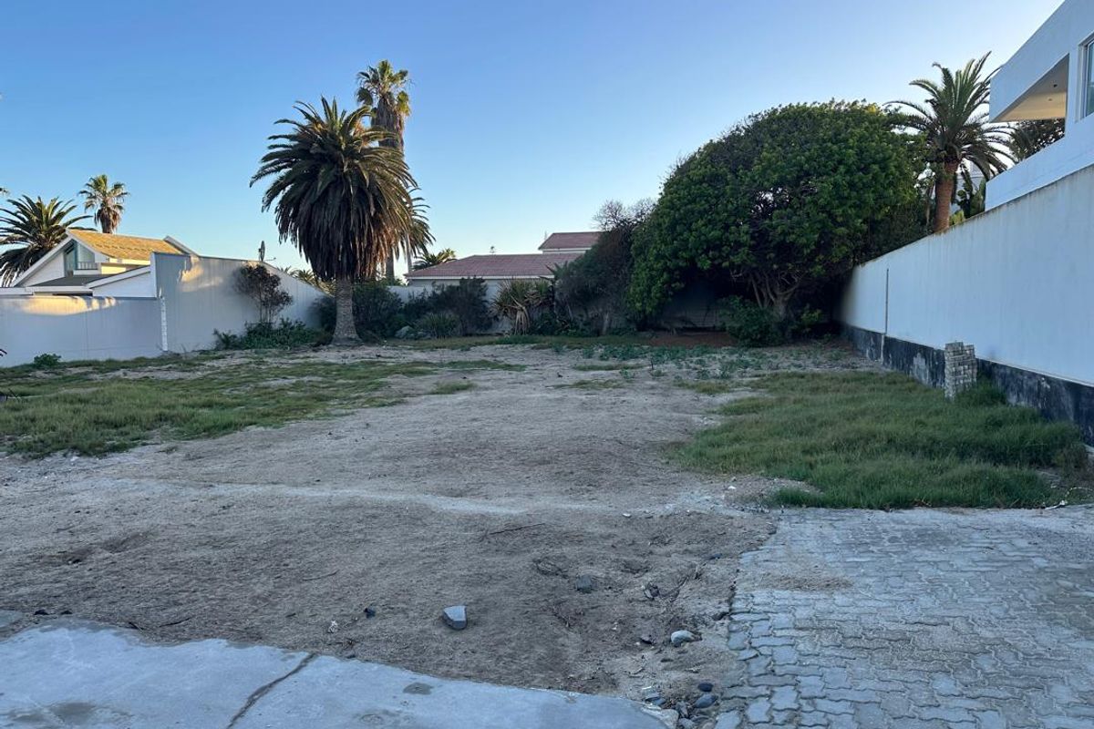 PRIME ERF IN PRESTIGIOUS RESIDENTIAL AREA  OF SWAKOPMUND - Photo 2