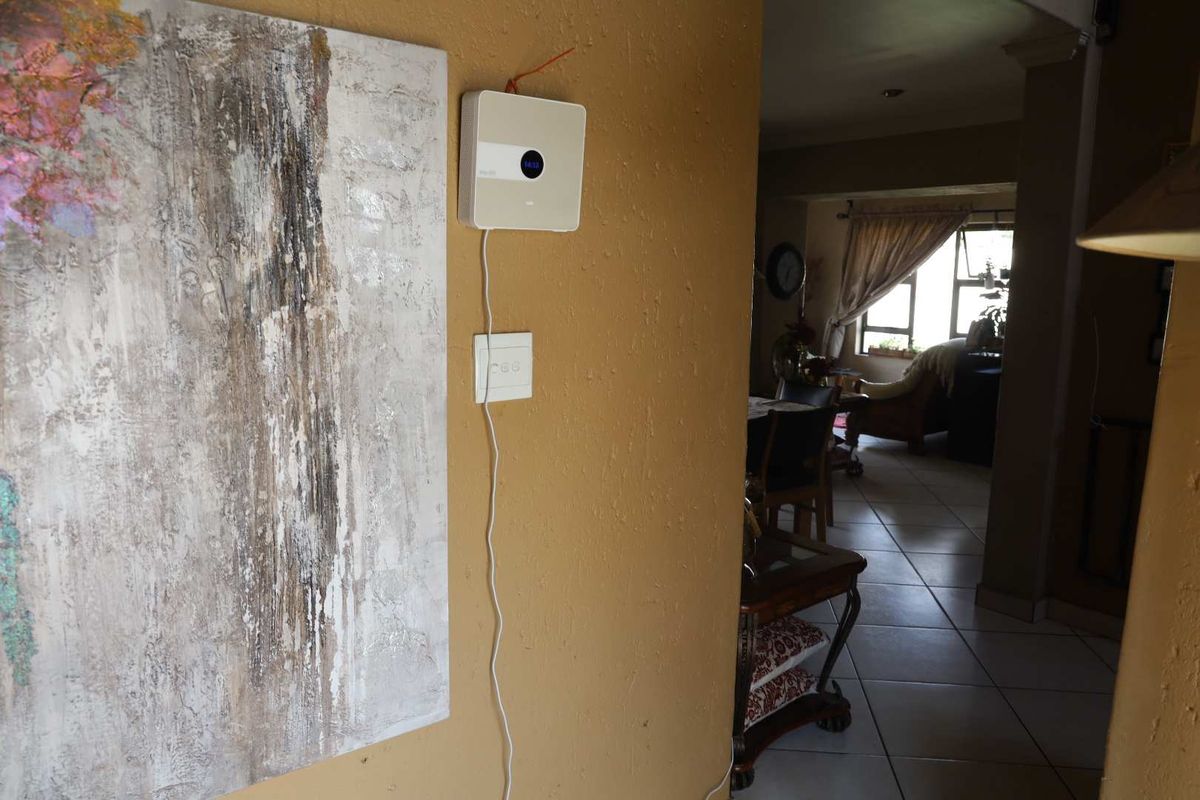 Beautiful Double Story Home waiting for you - Photo 3