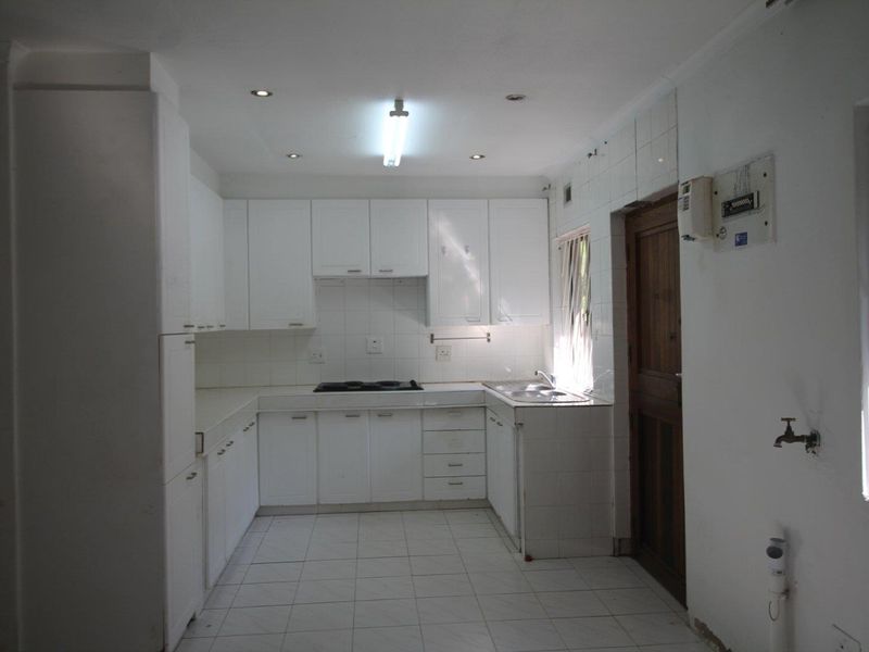 4 Bedroom House for rent - Photo 7