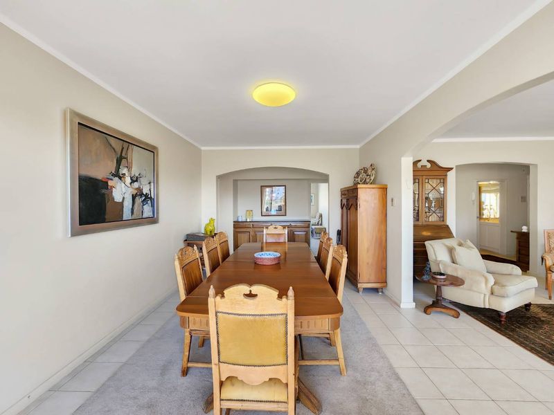 SPACIOUS APARTMENT - Photo 7