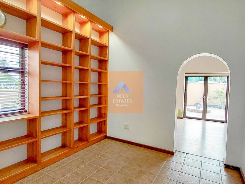 Spacious Home To Rent in Hage Heights, Swakopmund - Photo 3