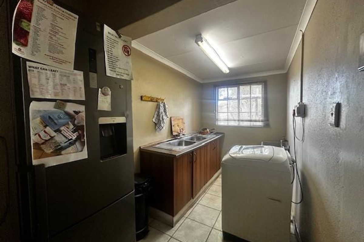 Baysvalley Beauty with Income Potential – Spacious Duet & Bachelor Flat - Photo 4