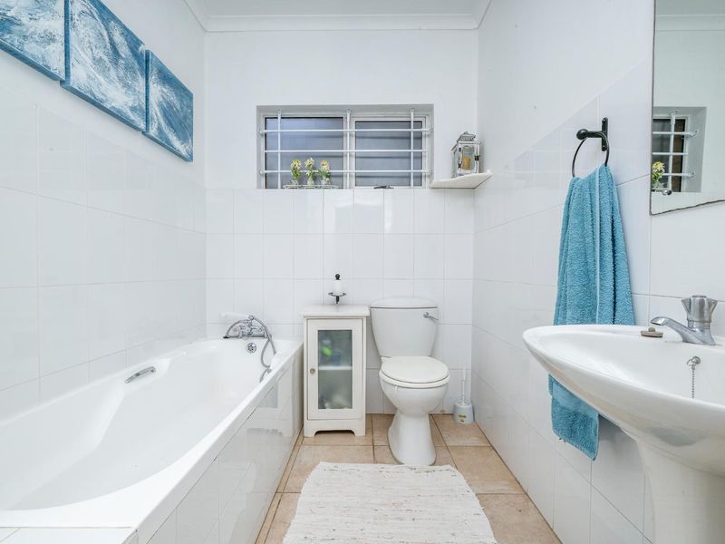 Seaside Cottage Within Secure Complex - Photo 6