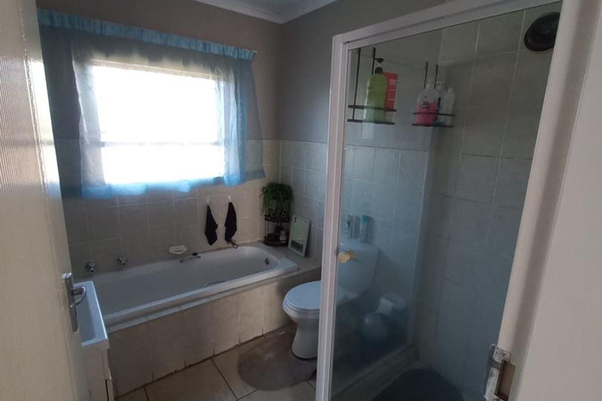 Two Bed Townhouse Riversdale Meyerton Available 1 Aug 2026 - Photo 5