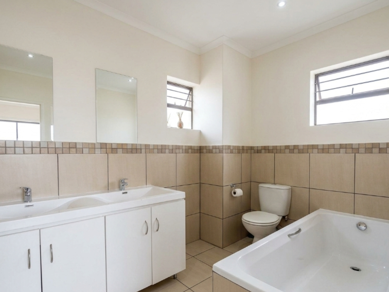 Modern Investment Apartment in Woodmead | High Rental Demand | Secure Complex - Photo 9