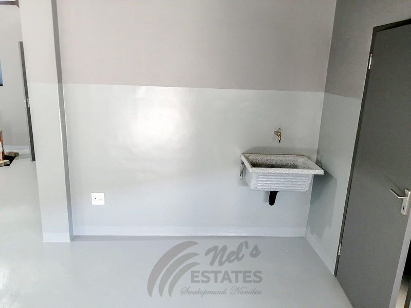 Workshop For Sale in the Industrial Area, Swakopmund - Photo 5