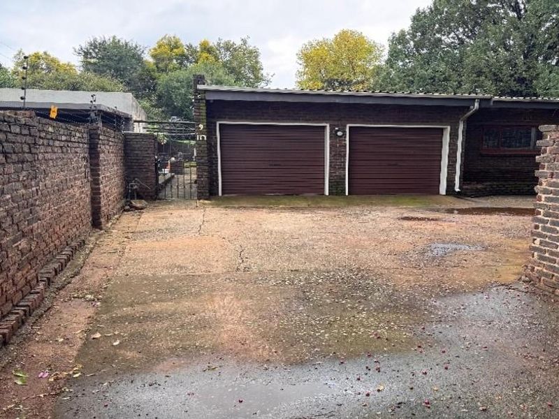 Priced to sell property - Photo 2