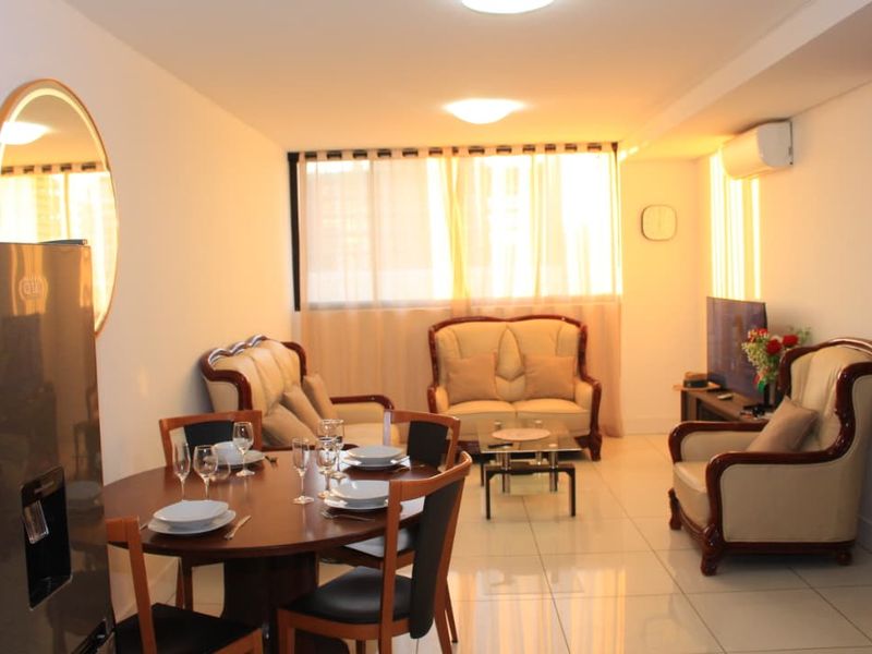 To Let CBD area short rentals - Photo 2