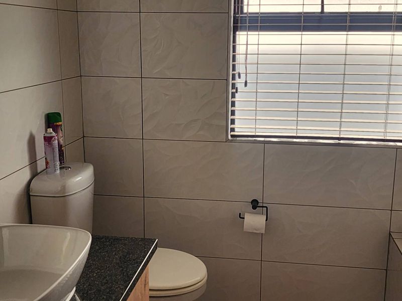 Experience Timeless Luxury, Redefined - Photo 6