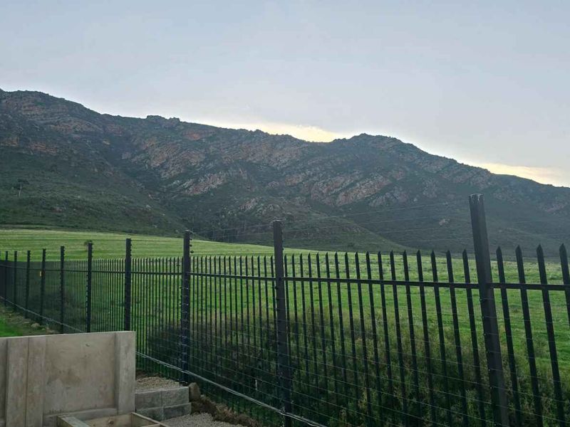 Your Mountain Retreat: New Home with Estate Amenities & Views - Photo 7