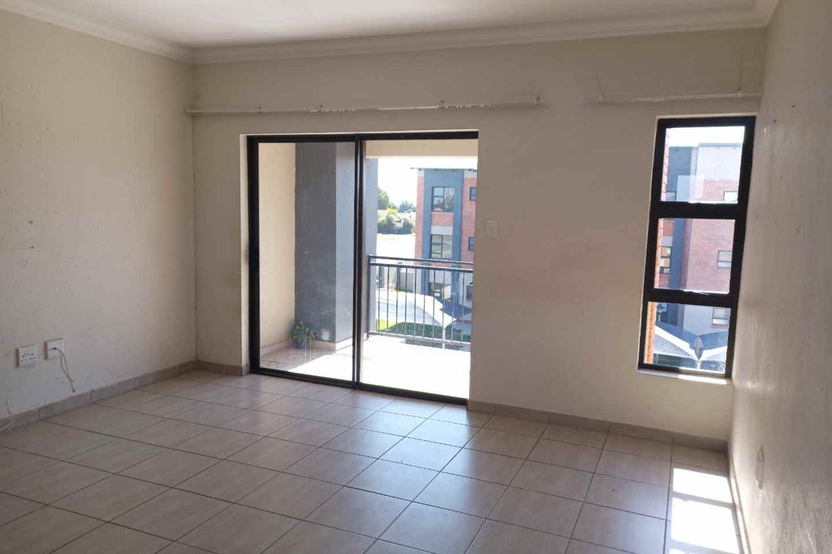 2 BEDROOM, 1 FULL BATHROOM FOR SALE IN TERENURE - Photo 5