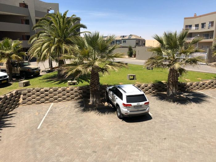 Property #2386422, Apartment For Sale in Long Beach