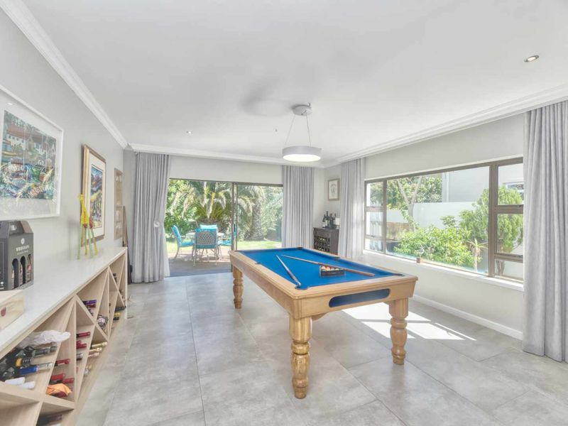 LIFESTYLE LIVING - Photo 5