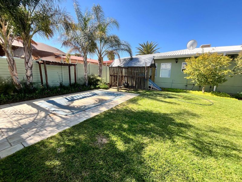Beautiful farmstyle house for sale - Photo 1